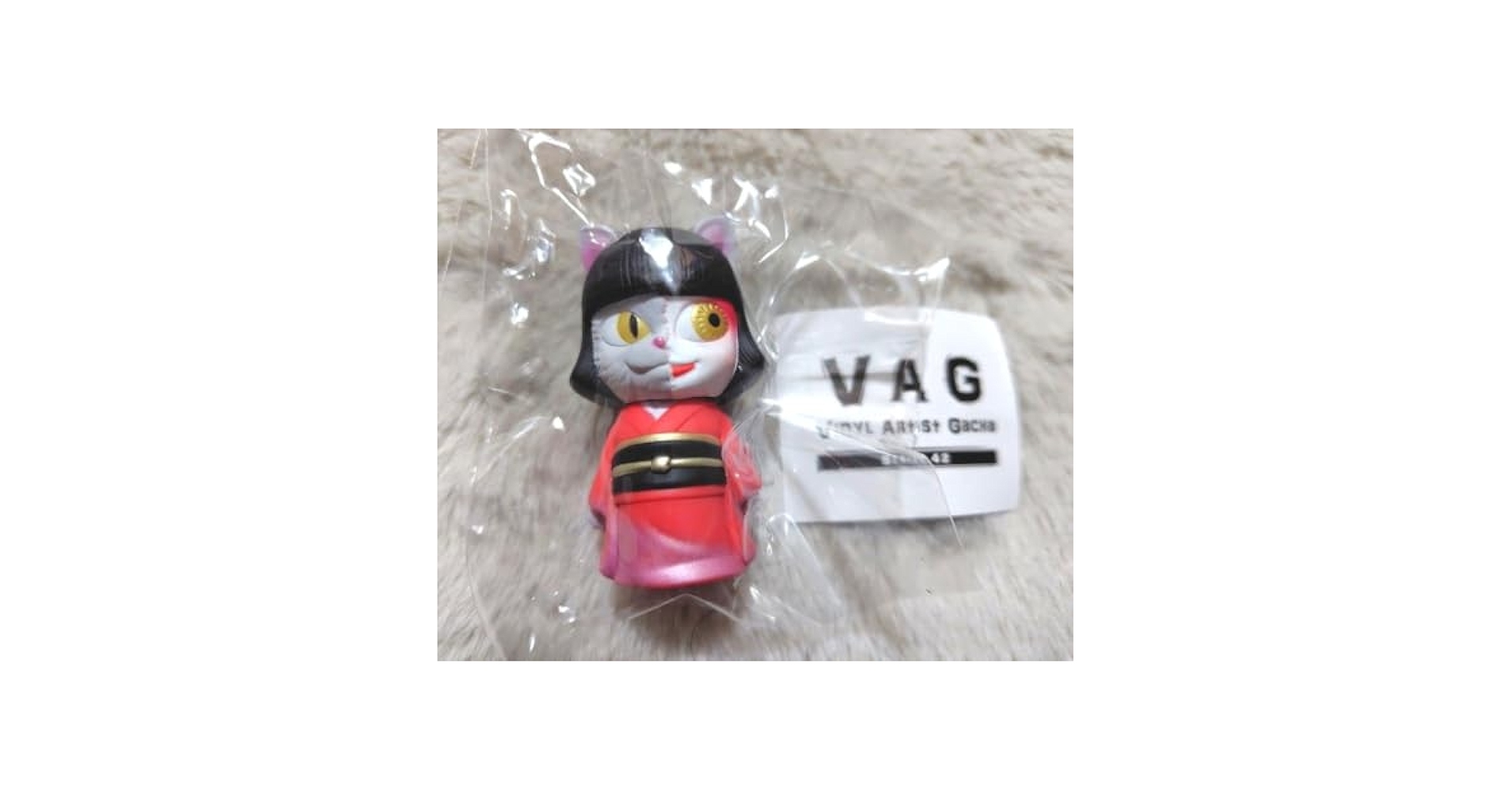 Amazon.co.jp: VAG 42 物ノ怪少女 猫又 ヒカリトイズ : おもちゃ