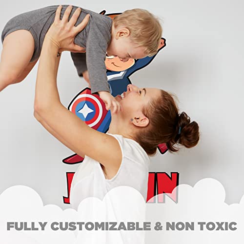 Vinilo decorativo personalizado Captain Hero para pared miniatura 3