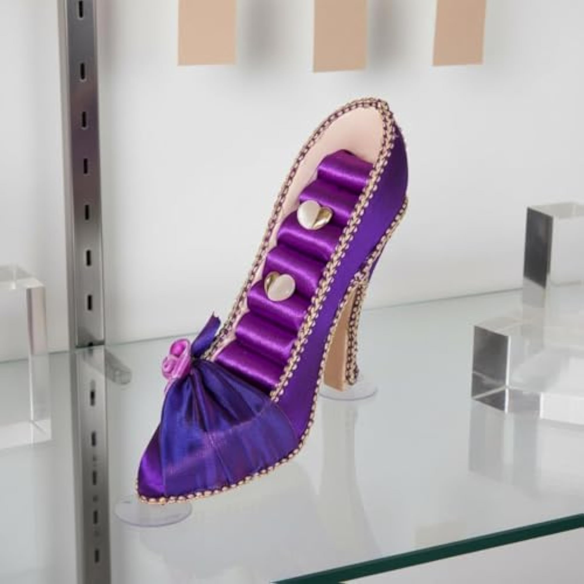 Decorative High Heel Jewelry Stand, Space-Saving Gift Idea
