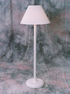 110W Traditional Shade Lamp - White
