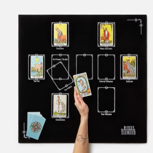 Witchy Cauldron Tarot Divination Table Cloth for Reading and Altar Cloth Moon Alter, Cloth Witchy Embroidery Velvet Silk Touch Satin Celtic Cross 27 * 27