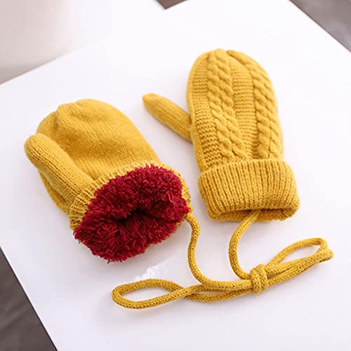 Conjunto de punto para niños con gorro de pompones bufanda y guantes 5