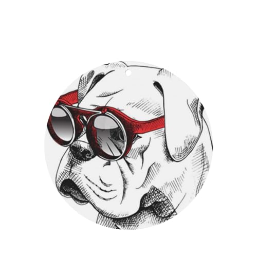 吊り下げ式車用芳香剤カード 2枚パック - 長持ちする吊り下げ式アロマセラピーカード (ラベンダーの香り) 車、自宅の寝室、ワードローブ、靴箱などに最適。ユニセックス (赤いサングラスをかけた犬ブルドッグのポートレート、ベクターイラスト、ヒップスター)