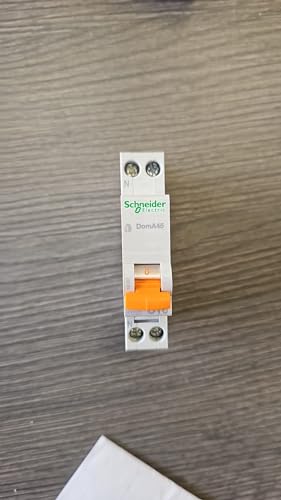 Interruttore magnetotermico Schneider automatico 16 A