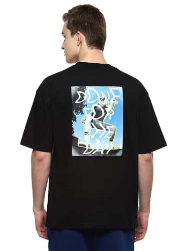 Image of hummel Wrap Men's Oversize Fit, Drop Shoulder Crew Neck Graphic Print Casual T-Shirt