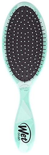 Wet Brush Original Detangler with a Free Towel, Teal, 7.6 Ounce