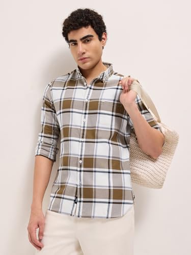 Image of THE Bear House Men's Checked Slim Fit Shirt
