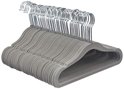 Amazon Basics - Perchas infantiles de terciopelo - Paquete de 50, Gris