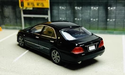 Amazon | zoom 1/64 トヨタ クラウン Athlete GRS184 黒 | ミニカー