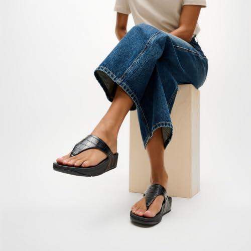 Image of FitFlop Womens Lulu Leather Toe Post Sandals