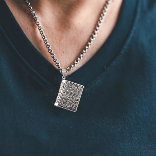2pcs Holy Bible Book Pendant Necklaces Openable Prayer Bible Verse Metal Pages Inside Vintage Religious Christian Necklace Jewelry for Men Women Christmas4