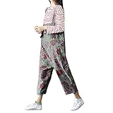 Détails pratiques : combinaison pour femme. Plusieurs poches offrent beaucoup d'espace de rangement pour les outils, les smartphones et autres objets importants.