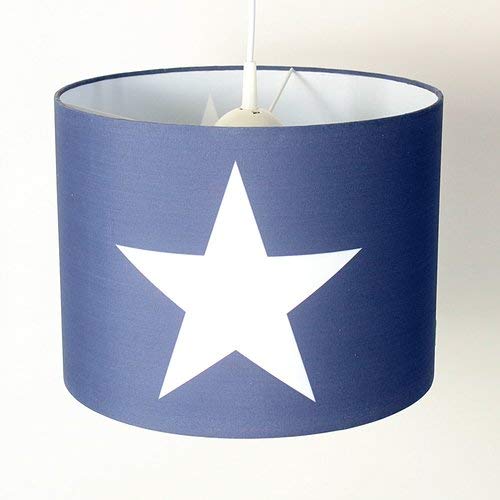 Lampe suspendue pour enfant bleue créant un ciel étoilé dans sa chambre