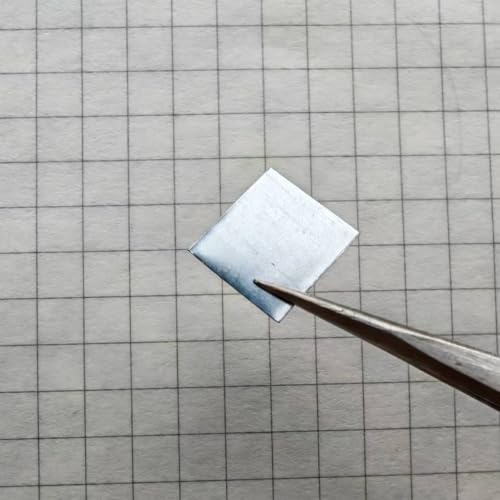 Lámina de platino (0,1 mm x 5 mm x 10 mm, Pt = 99,95% for aplicaciones electroquímicas y fabricación de joyas), 1 unidad(0.1mmx10mmx10mm)