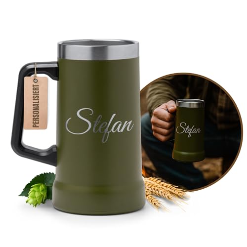 Kumpani Personalisierbarer Bierkrug aus Edelstahl – Schwarzer Thermobecher mit Henkel, doppelwandig isoliert, gravierbar – Geschenk für Männer & Frauen, 700ml (Ranger Green)