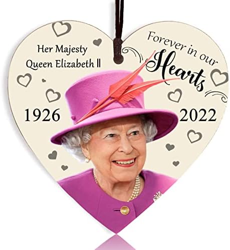 Queen Elizabeth II Remembrance Gift Merchandise Memorabilia Souvenir Keepsake Wooden Hanging Heart Plaque Commemorative Her Majesty 70 Years in Service Memory Decoration