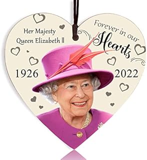 Queen Elizabeth II Remembrance Gift Merchandise Memorabilia Souvenir Keepsake Wooden Hanging Heart Plaque Commemorative Her Majesty 70 Years in Service Memory Decoration
