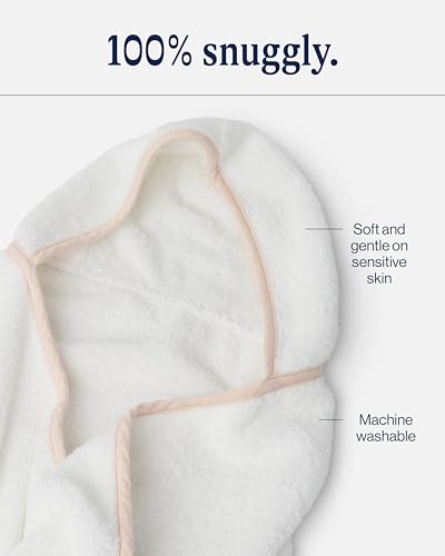 Image of Lalo The Hooded Towel & Washcloth Set, 100% Organic Cotton, Soft on Sensitive Skin, Durable & Absorbent, Machine Washable, Includes One Baby Towel and Two Washcloths - Grapefruit