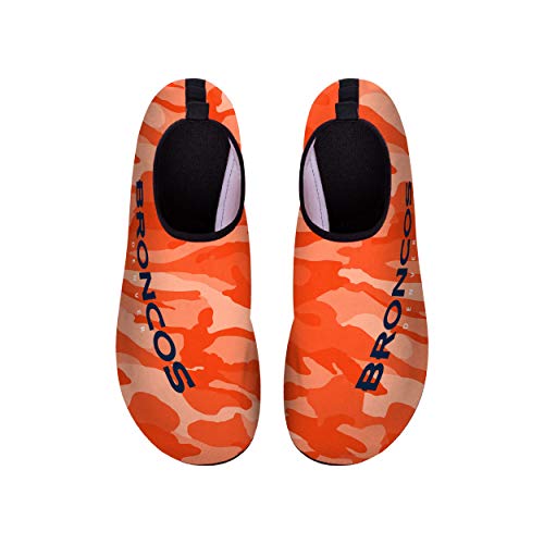 Image of FOCO Men's NCAA & NFL Team Camo Water Shoe