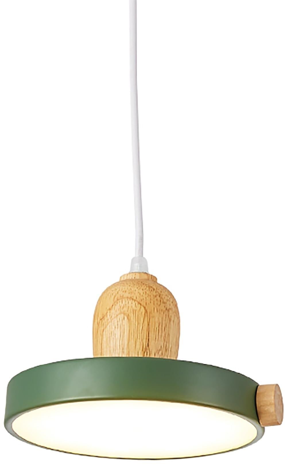 Lustre suspension bois et abat-jour vert pour une décoration intérieure naturelle