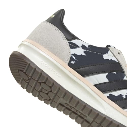 Image of adidas Women's Run 70s 2.0