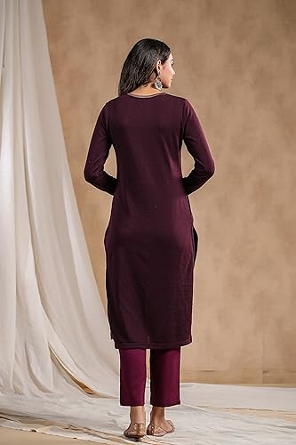 Image of Ishin Womens Polyester Straight Fit Jacquard Style Ethnic Motifs Winterwear Kurta