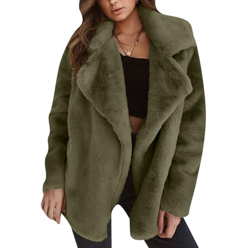 Veste en fausse fourrure ouverte idéale pour vos sorties urbaines en hiver