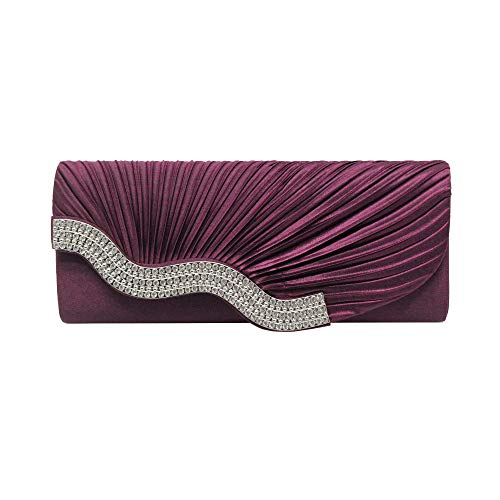 Pochette de soirée en satin chic pour un mariage élégant
