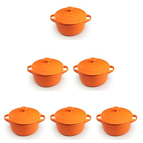 Hobby Tech Lot de 6 Mini Cocottes Oranges Céramique Double Poignées avec Couvercle 13,5cm x 8cm Contenance Moule 200ml Ramequin Résistant Haute Température Four pour Petits Plats (Orange, Lot de 6)