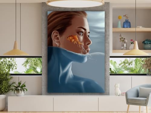 Tableau femme au poisson décoration intérieure salon affiche abstraite