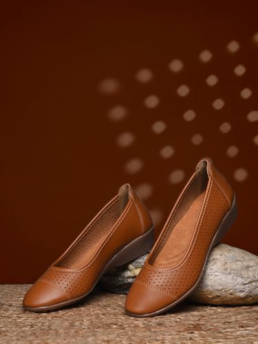 Image of Bata Women Pointed Toe Flat Ballerina
