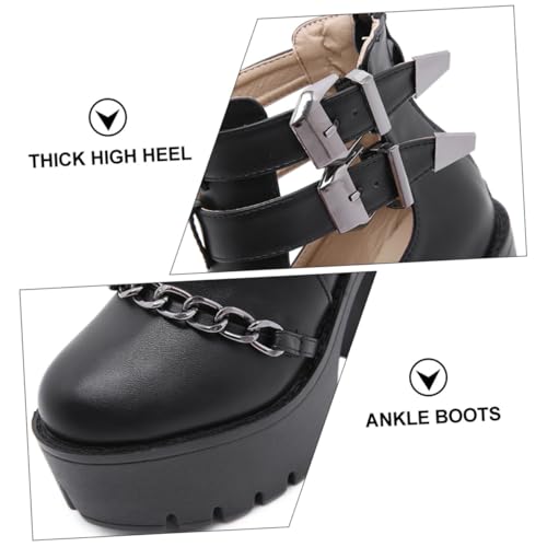 Bottines à chaîne : finis les pieds mouillés avec ces talons hauts imperméables à rivets