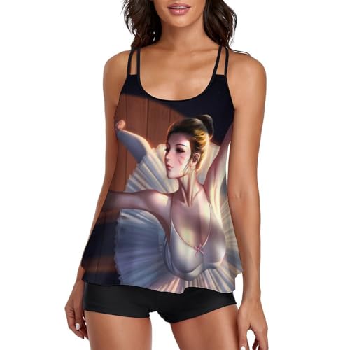 Tankini femme avec short de garçon résolvant le complexe des complexes à la plage