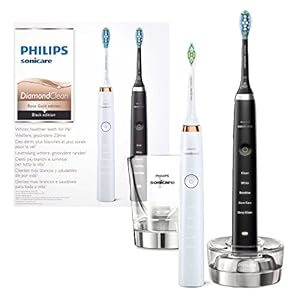 Philips Sonicare Elektrische Tandenborstel DiamondClean Duo – Wittere, gezondere tanden – 5 Poetsstanden – Diepe reiniging stand – Met oplaadglas en 2 Reisetuis – Wit en Zwart – HX9392/40