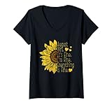 Photo Gallery donna august birthday women sunflower funny quote maglietta con collo a v Photo Gallery donna august birthday women sunflower funny quote maglietta con collo a v