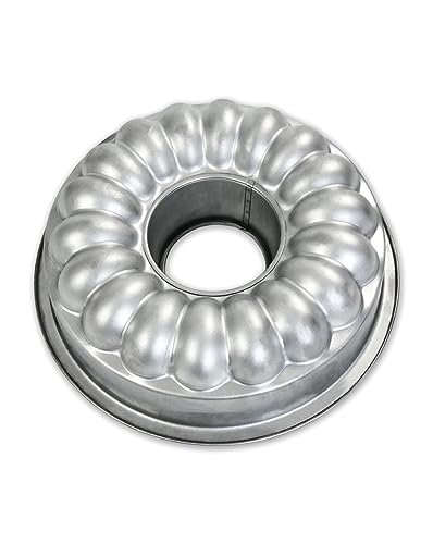 Image of USA Pan Global Savarin Tube Cake Pan
