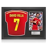 Exclusive Memorabilia garantissent inconditionnellement que tous les articles signés sont authentiques. L'article sera accompagné d'un certificat d'authenticité signé par un chef d'entreprise présentant la célébrité lors de la séance d'autographes. Le certificat comporte un hologramme numéroté qui correspond à un hologramme identique apposé sur le produit.