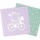 ¿QUÉ ES EL SCRAPBOOKING?: Es una disciplina de manualidades que se basa en plasmar recuerdos, emociones o acontecimientos importantes. La esencia del scrap es contar una historia y para ello se basa en dos elementos clave: la fotografía y el recuerdo alrededor de ella. Se utilizan fotografías y se decoran con ayuda de papeles estampados, cintas, cartulinas, washi tape, sellos y todo tipo de adornos. Se puede realizar sobre álbums, cuadernos, láminas, tarjetas, o postales, agendas y planners.