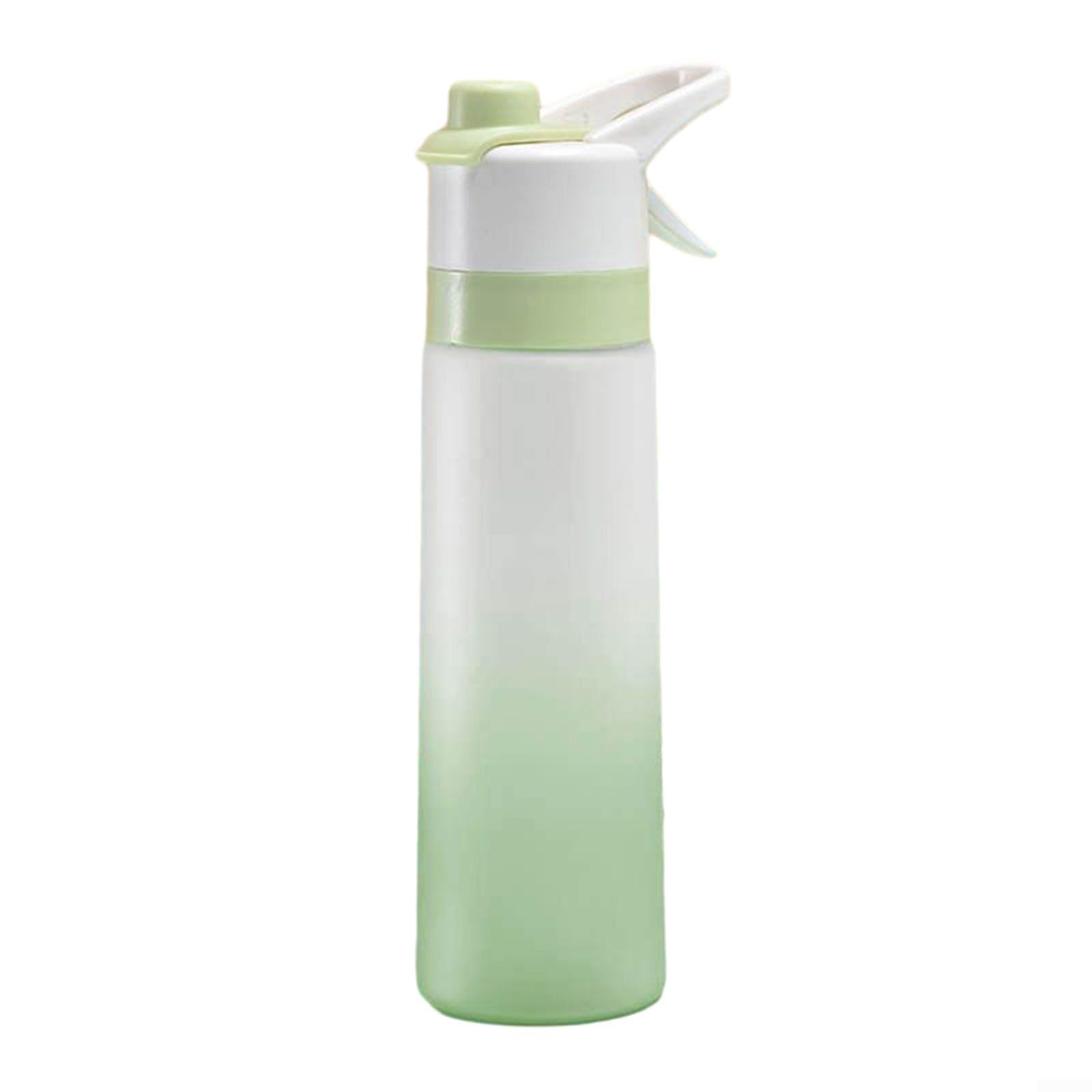 AIKEOU 700ml Active Lifestyle Water Bottle with Spray Feature and Ergonomic Handle for Seamless Integration into Routines,Green