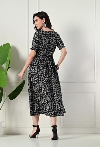 Image of Ichaa Women's Blue Cotton Printed Maternity Dress with Feeding Zips and Pocket| in Plus Sizes