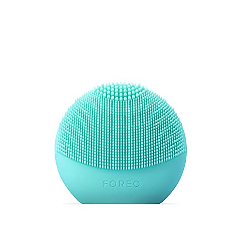 FOREO LUNA Play Smart 2 Skin Analysis & Face Cleansing Brush | All Skin Types | for Clean and Healthy Looking Skin | Enhances Absorption of Facial Skin Care Products | Waterproof | Mint for You