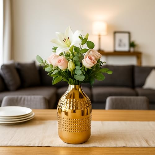 Image of Market99 Golden Metal Flower Holder|Gourd Shape Vase with Hammered Texture & Glossy Texture|Decorative Accent for Living Room, Shelf, Office, Tabletop & Festive Gifting|Makes Any Surface Stand Out