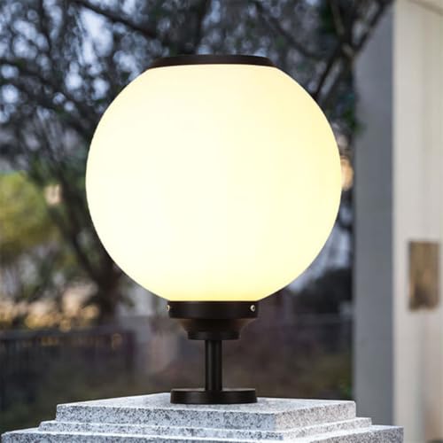 Lampe décorative extérieure solaire pour illuminer chaleureusement votre jardin