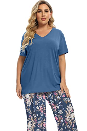 Image of Vozanet Women's Pajamas Set Soft V Neck Sleepwear Top and Capri Pj Lounge Sets Cartoon Heart Shape Cat Nighty Plus Size