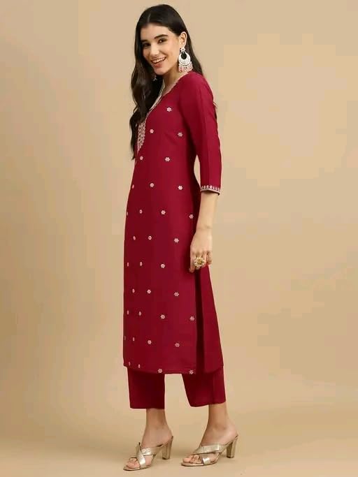 Image of Women's Embroidered Straight Kurta Set with Pant and Floral Silk Dupatta