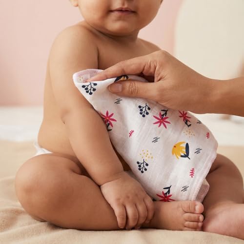 Image of TINYLANE - Curated For You! Newborn Baby Gift Set, New Born Baby Clothes 0-6 Months, Bodysuit with Cap, Mittens and Washcloth, Pack of 8 | Breathable | Breathable