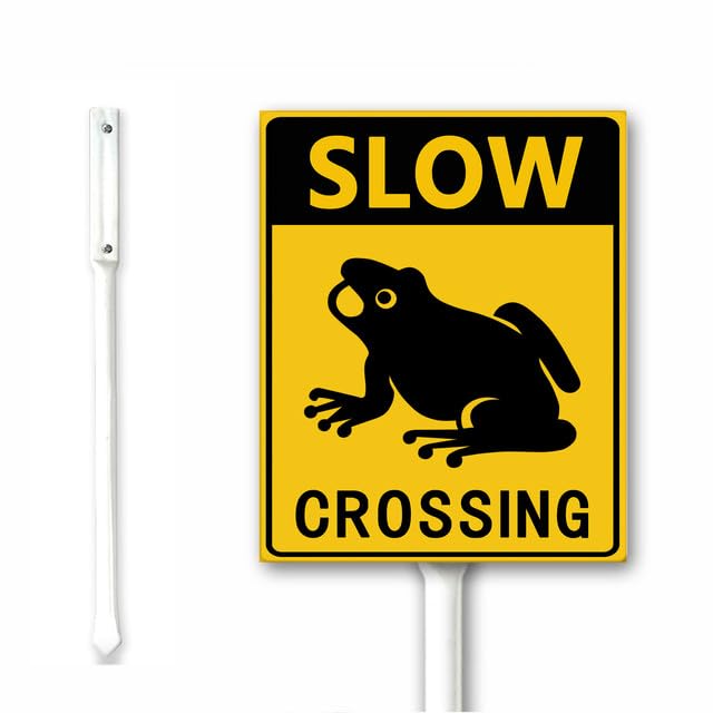 Funny Yard Sign, Frog Sign, Frog Crossing Sign, Frog Metal Signs for Outside with Stake, 12X15CM, Set of 1, Rustproof Sturdy Aluminum Sign for Lawn Garden Outdoor Use, Easy to Install