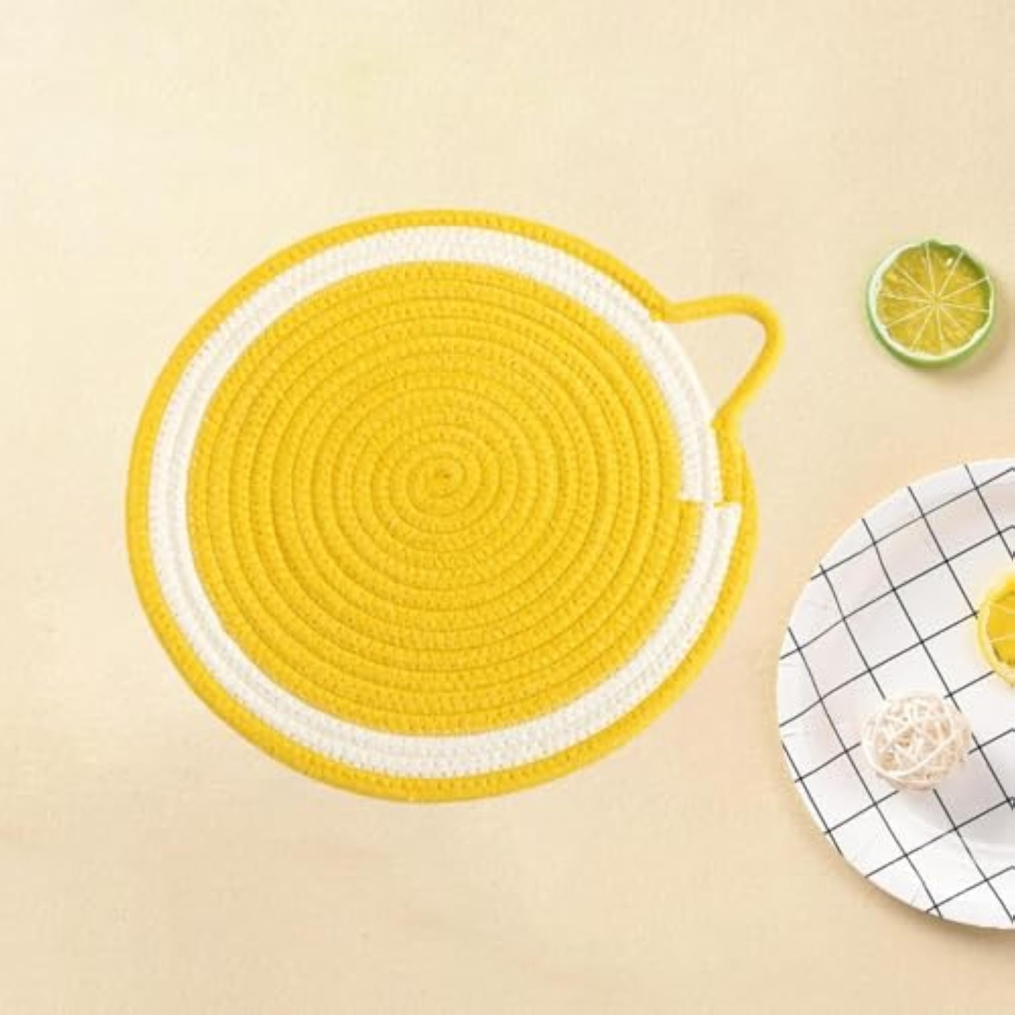 Lemon Round Placemat, Rustic Woven for Dining Countertop