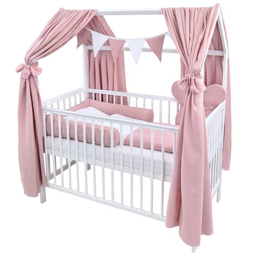 Generisch Baby Delux Babybett Komplett Set Hausbett 60x120 cm weiß Rausfallschutz Kinderbett Matratze Bettwäsche Deko Set (Musselin Himmel, Rosa Musselin Waffelpique)