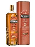 bushmills malt 1608 anniversary edition Farbe: Bernstein. Nase: Ausgewogen, komplex, Noten von getrockneten Früchten, Vanille. Geschmack: Vollmundig, Noten von Vanille, Sherry, Rosinen, Nüssen, Malz. Abgang: Lang anhaltend.